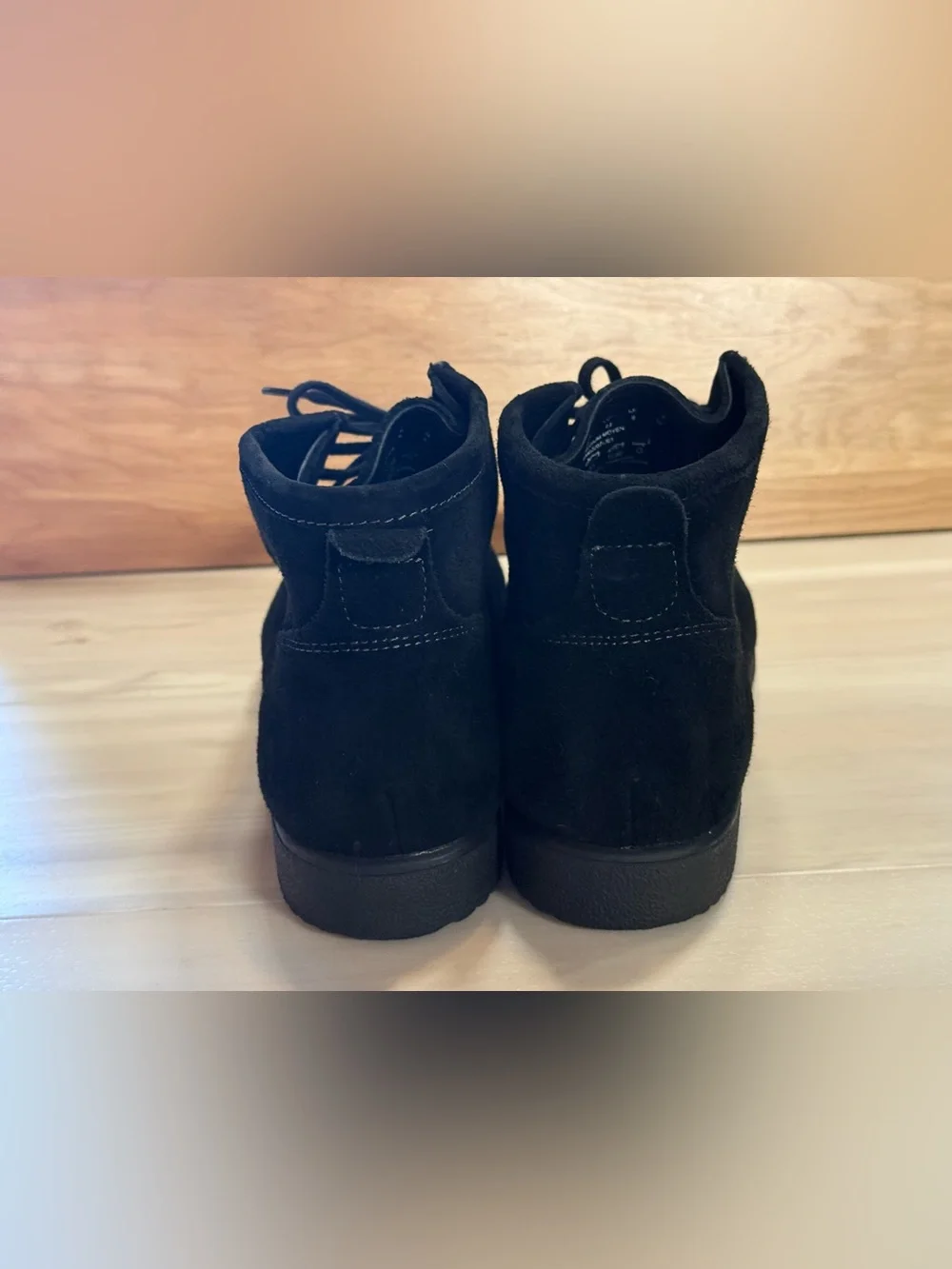Hush Puppies pairs classic